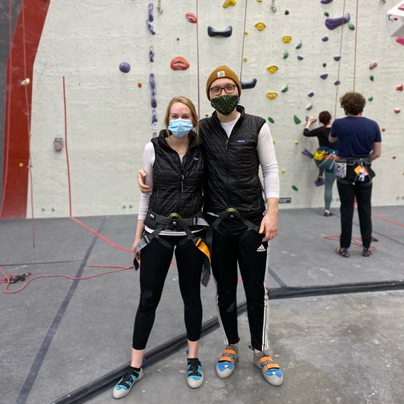 Meet your Posher, Cass - Picture 2 of 2